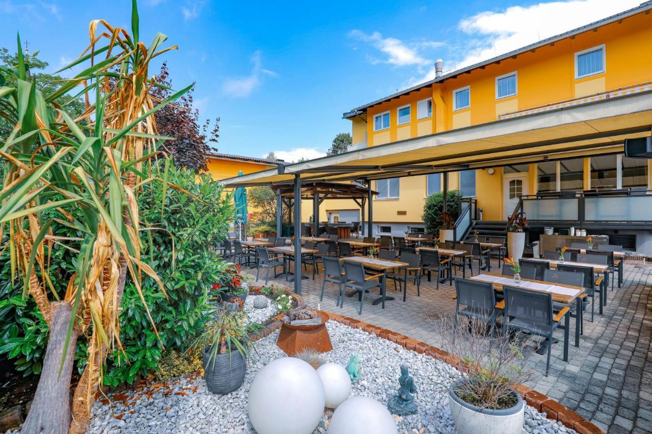 Hotel Freiensteinerhof Superior Sankt Peter-Freienstein Kültér fotó