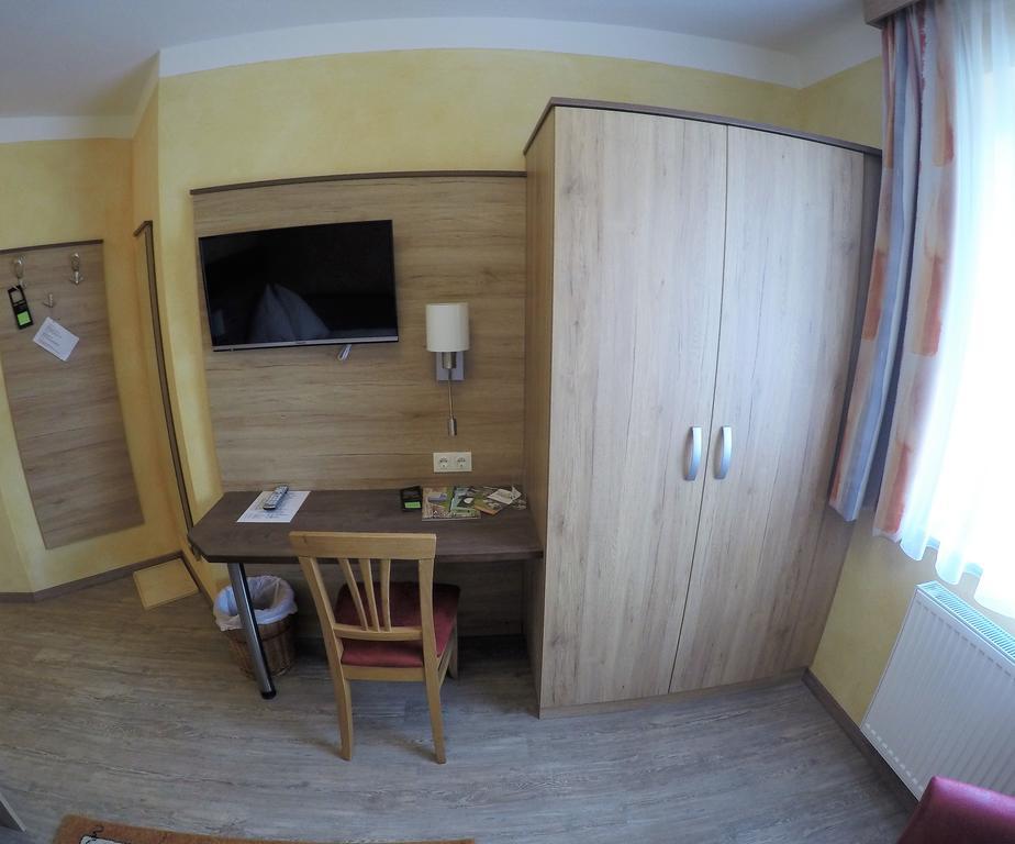 Hotel Freiensteinerhof Superior Sankt Peter-Freienstein Kültér fotó