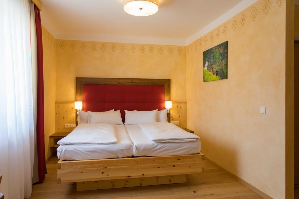 Hotel Freiensteinerhof Superior Sankt Peter-Freienstein Kültér fotó