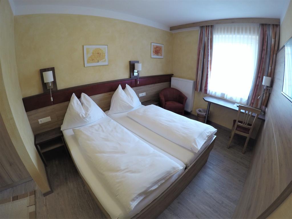 Hotel Freiensteinerhof Superior Sankt Peter-Freienstein Kültér fotó
